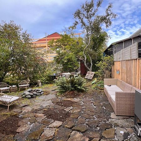Casa Disa - Dreams, A Boutique Guesthouse In Reykjavik City'S Central Park And Botanical Garden In Laugardalur, Hot-Spring-Valley Exterior photo
