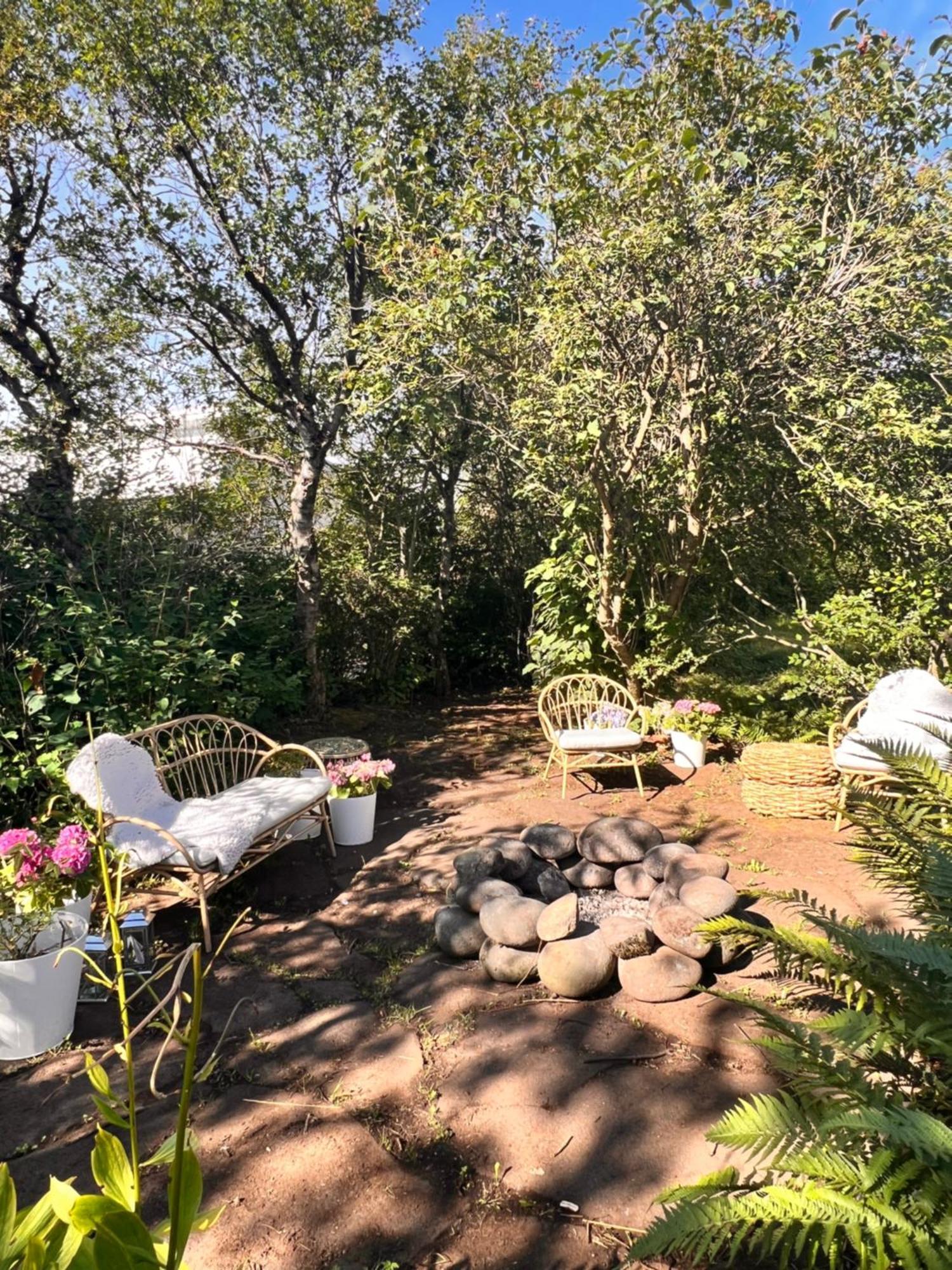 Casa Disa - Dreams, A Boutique Guesthouse In Reykjavik City'S Central Park And Botanical Garden In Laugardalur, Hot-Spring-Valley Exterior photo